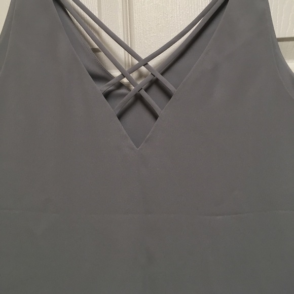 Top,sleeveless,grey,size-L/G, v-neck - Picture 2 of 6