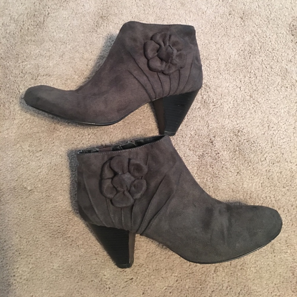 Ankle boots