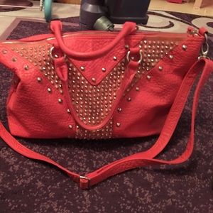 Shoulder bag. So pretty.