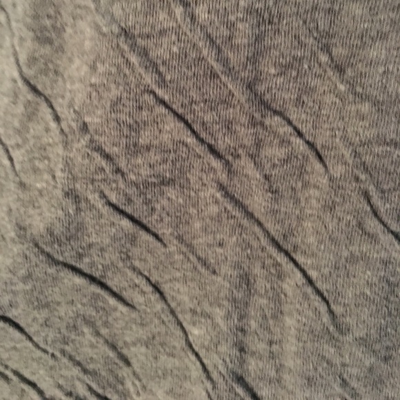 Long sleeve gray sweater - Picture 2 of 2