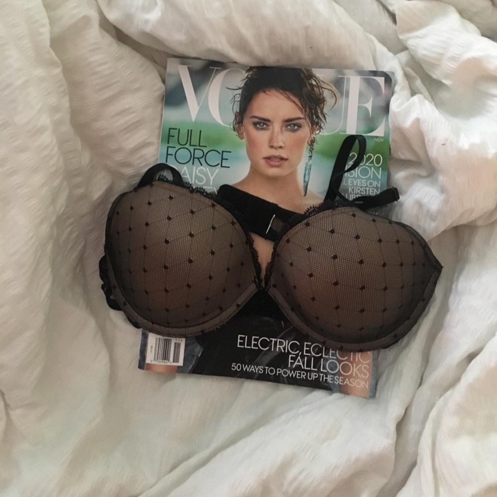 Black lace push-up bra