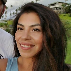 Meet your Posher, Monica