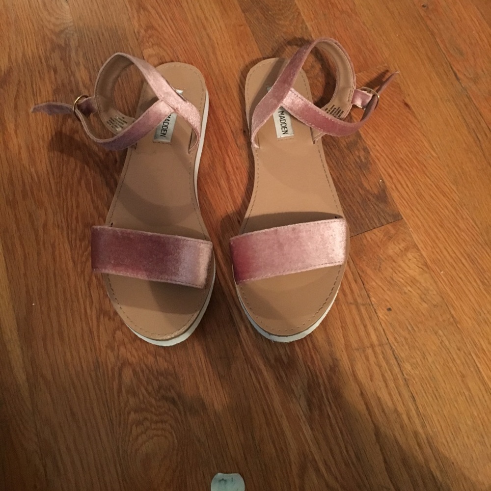Steven Madden velour sandals