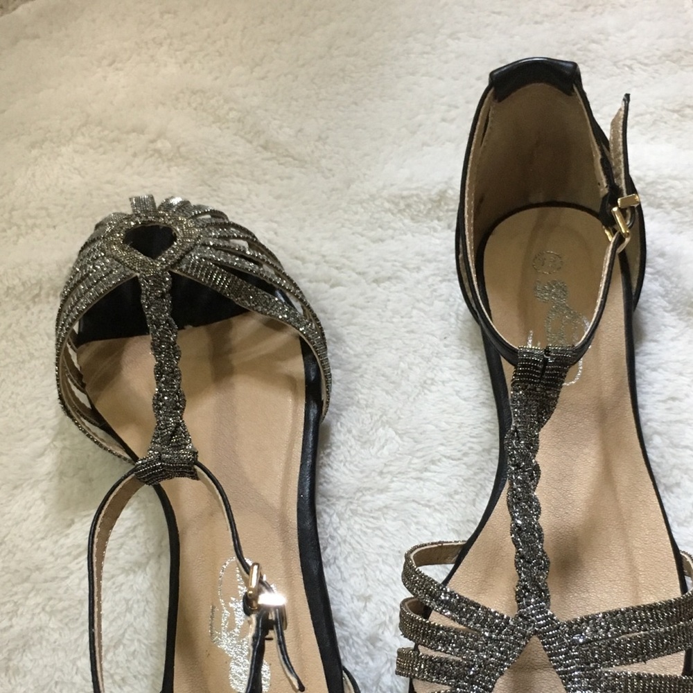 Black/Silver Flats NEW