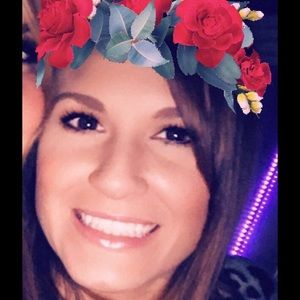 Meet your Posher, Corina