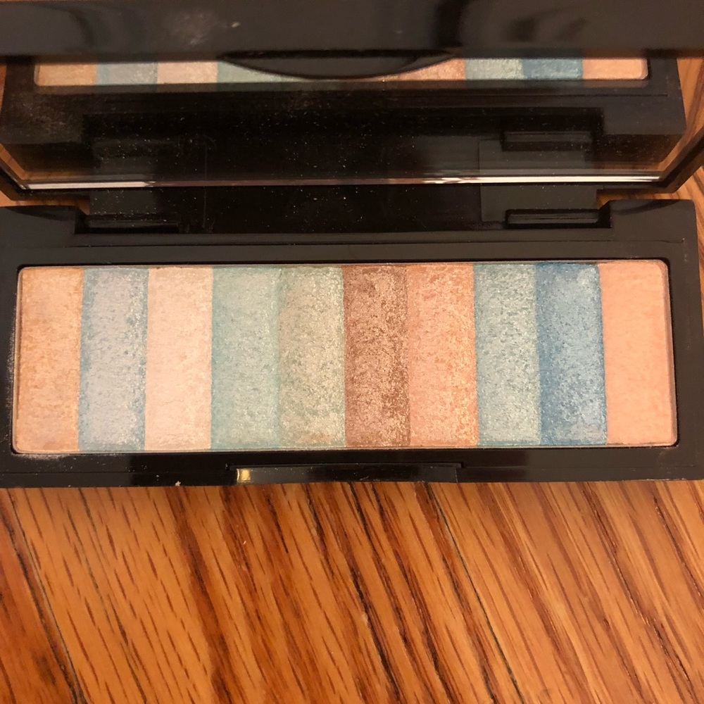Bobbi Brown Surf and Sand Palette