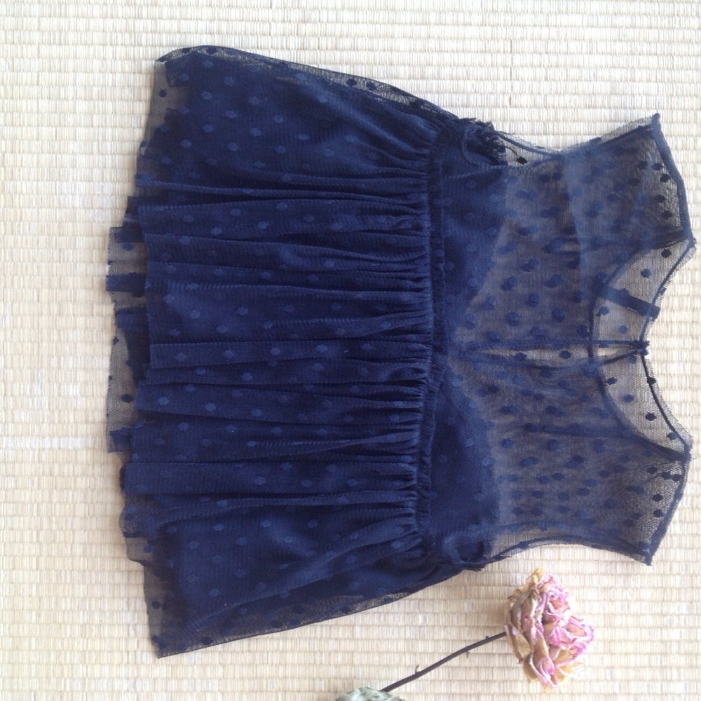 Cute Zara Top - Picture 2 of 7