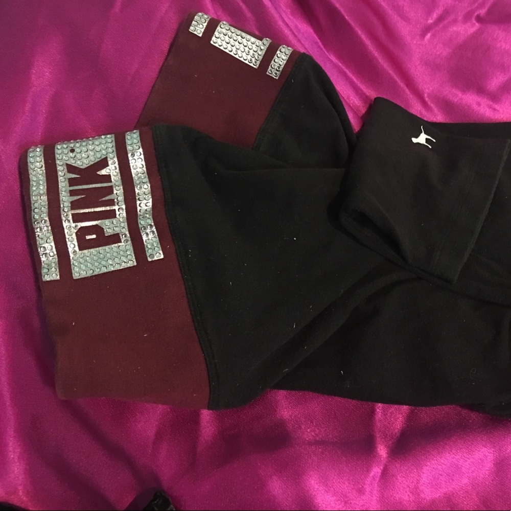 Pink cropped yoga pants