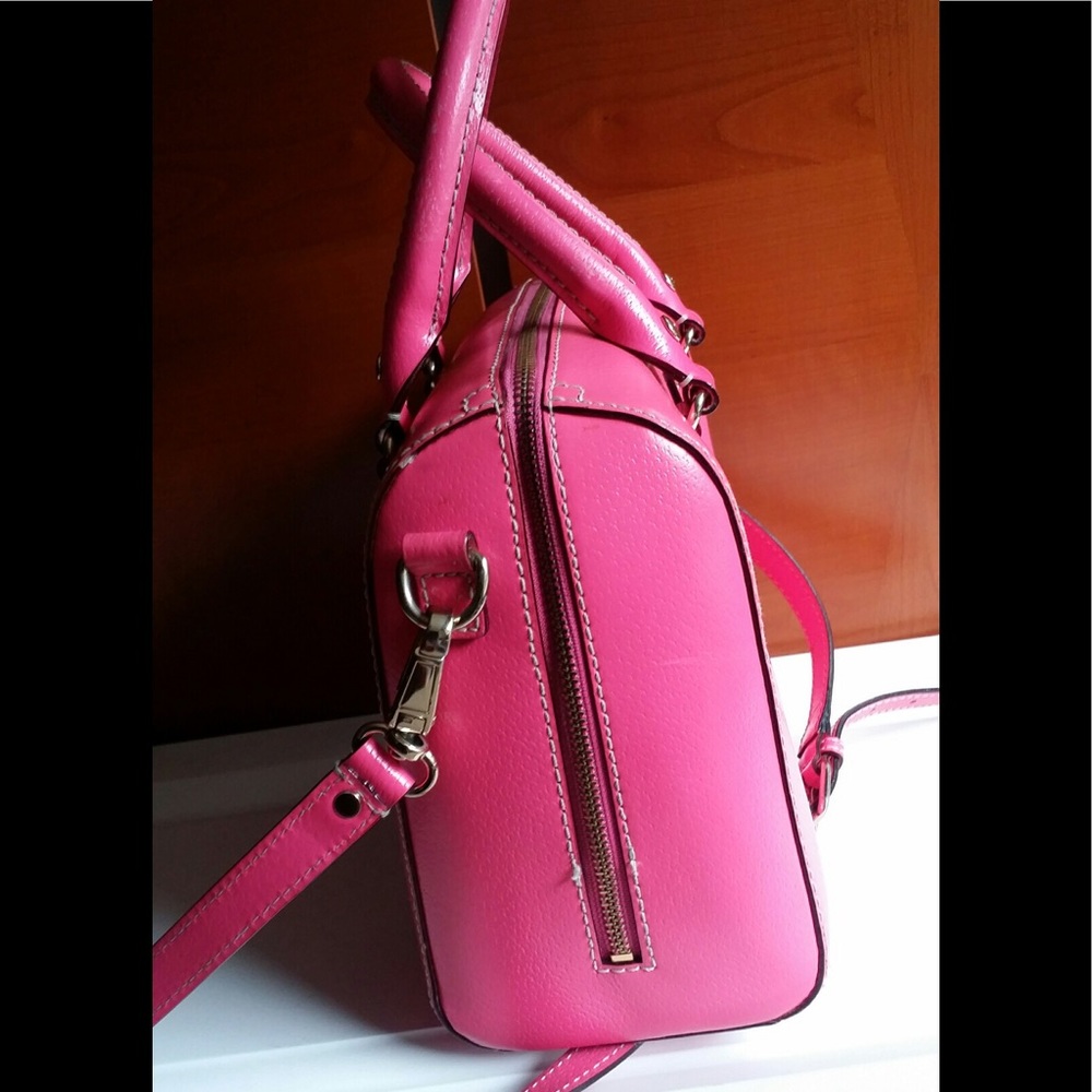 GIFTED Kate spade pink  Crossbody purse - Picture 3 of 8
