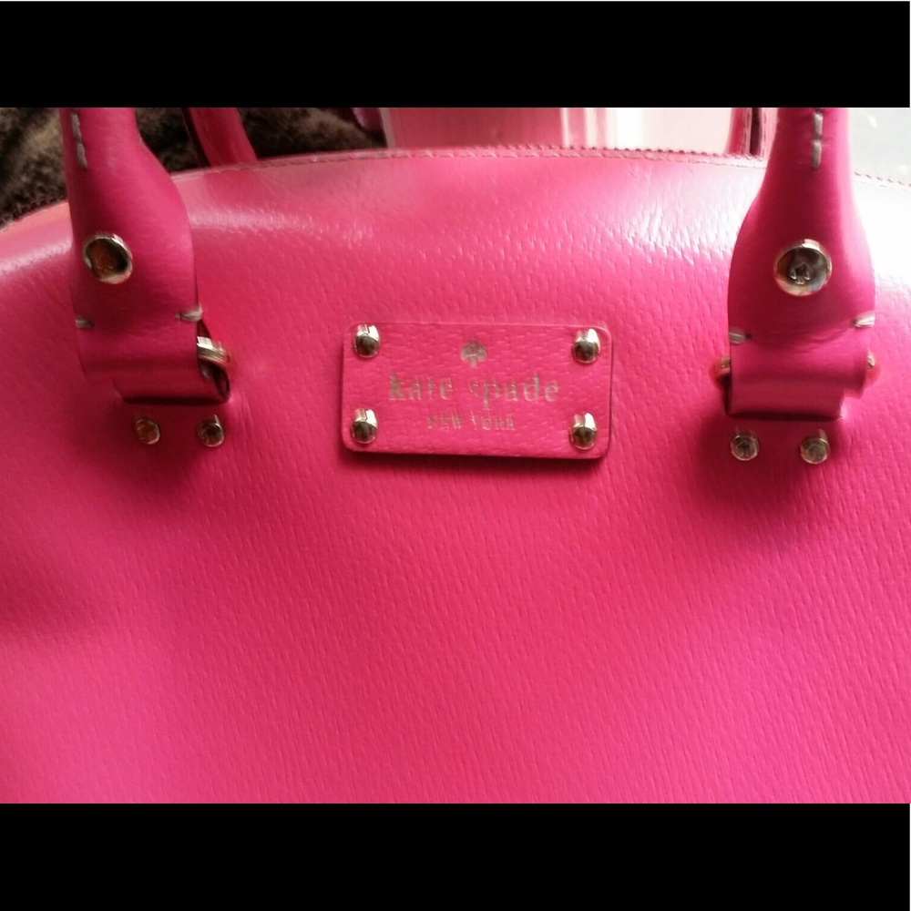 GIFTED Kate spade pink  Crossbody purse - Picture 8 of 8