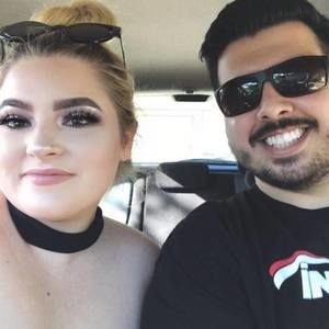 Meet your Posher, Coral