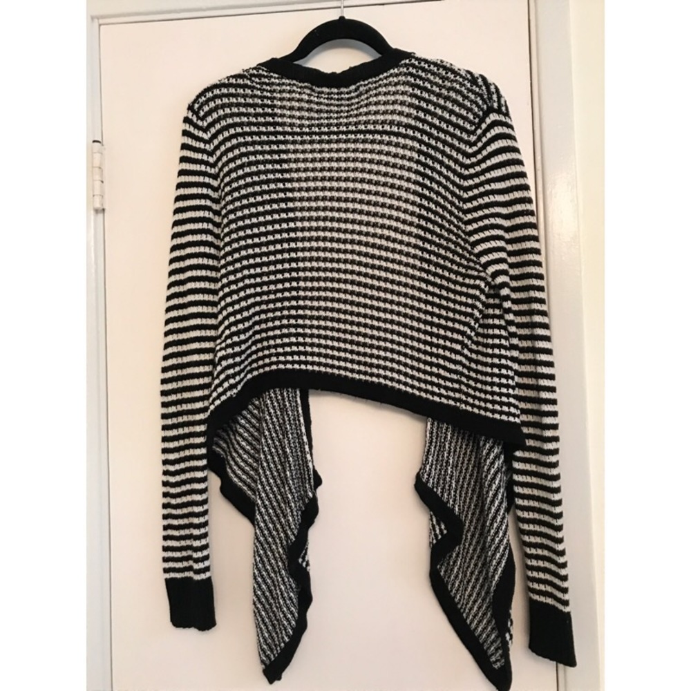 Forever 21 Asymmetrical Sweater - Picture 2 of 2