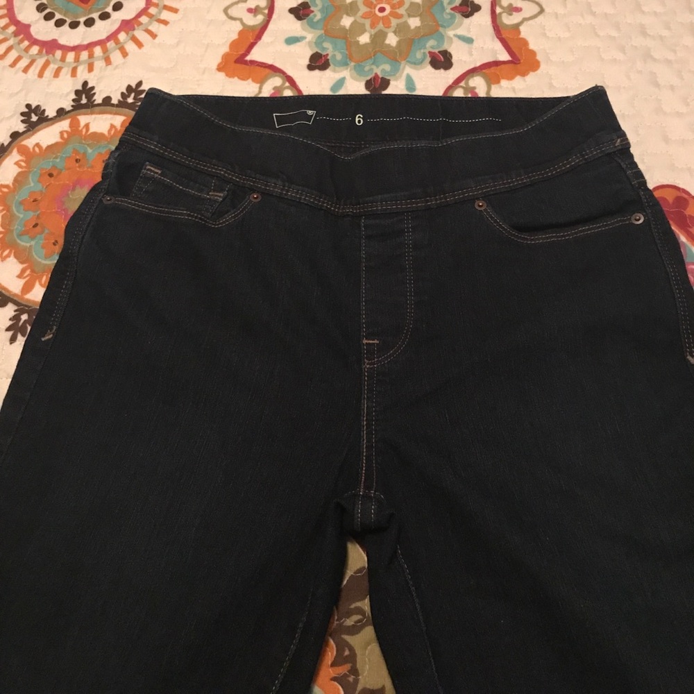Lévis jeggings size 6 NWOT