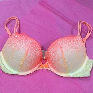 Very sexy push-up bra