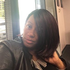 Meet your Posher, Nina