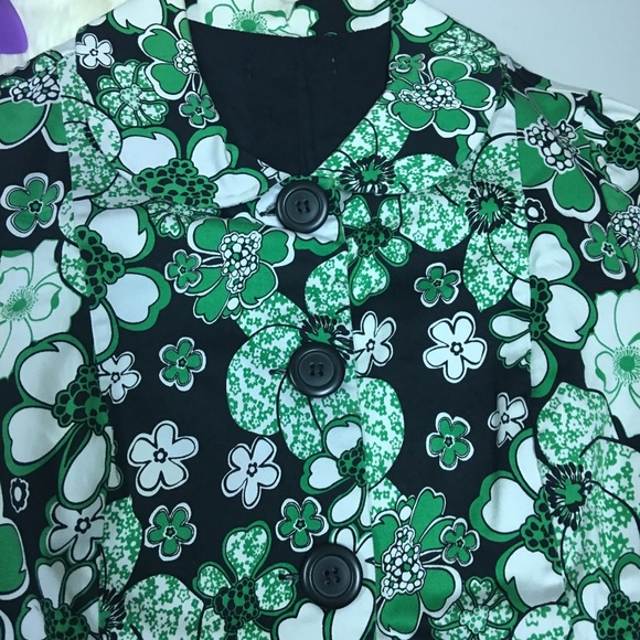 Crop Top Button Down - Picture 3 of 8