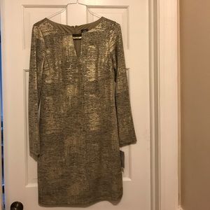 NWT Vince Camuto size 8 gold long sleeve dress