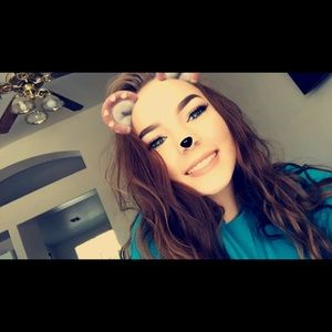 Meet your Posher, Riley