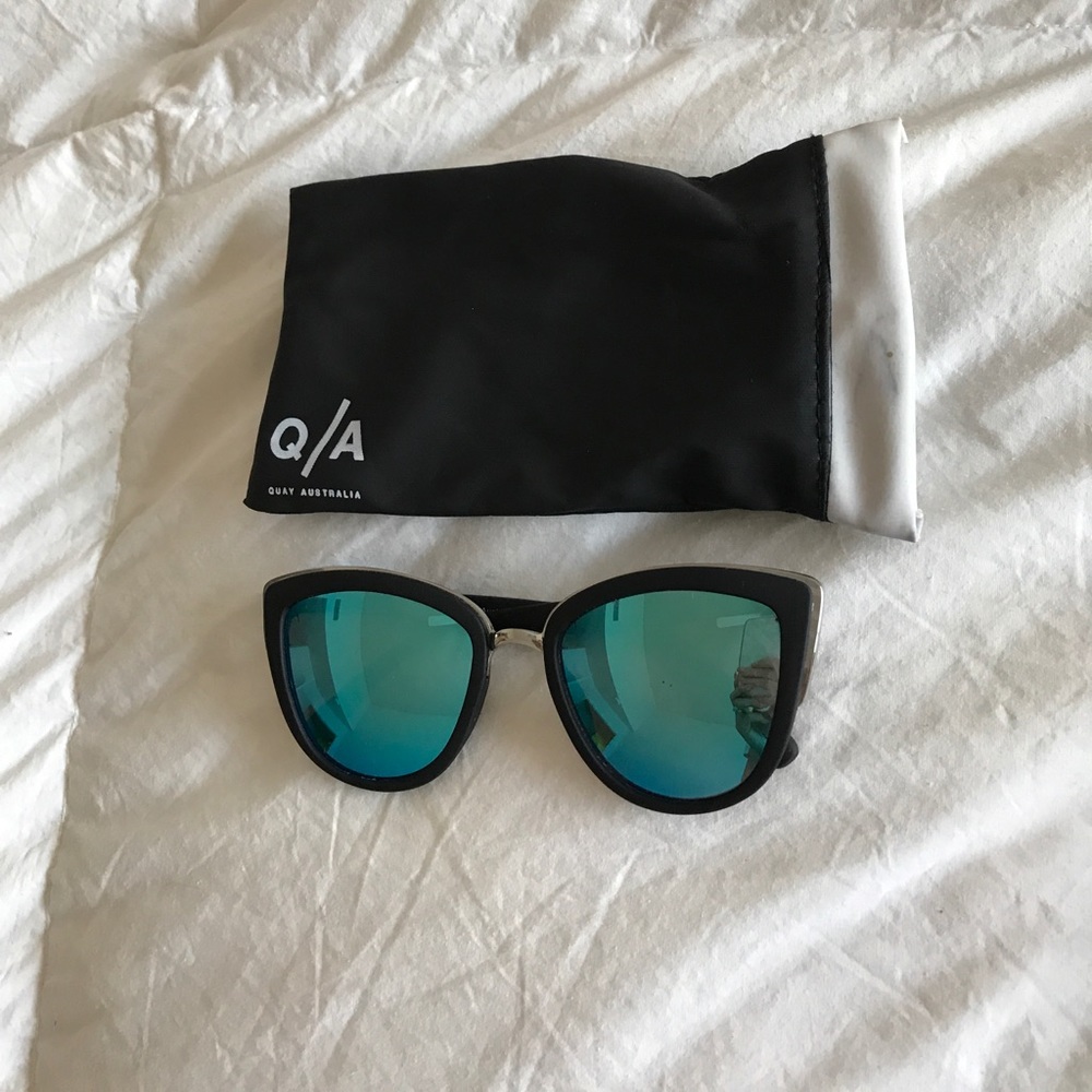 Quay mirrored sunglasses