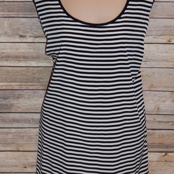 NWT Lane Bryant Sleeveless Stripe Top HW490 - Picture 2 of 4