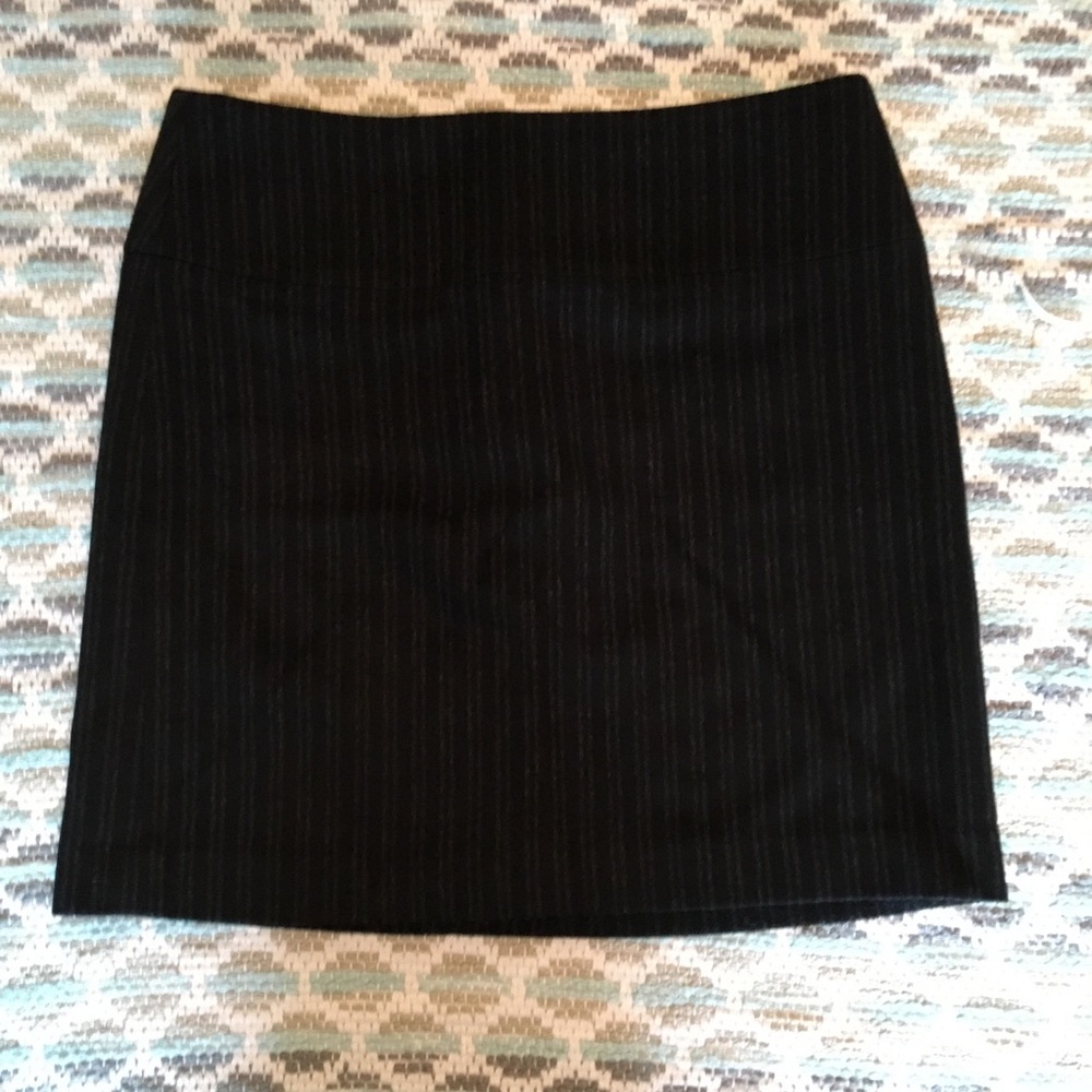 Banana Republic wool striped pencil skirt.