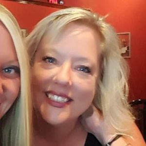 Meet your Posher, Carrie