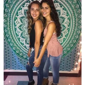 Meet your Posher, Nicole