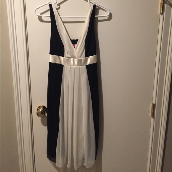 Color Block Dress - Picture 1 of 4