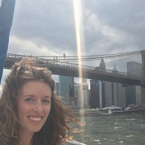 Meet your Posher, Laura