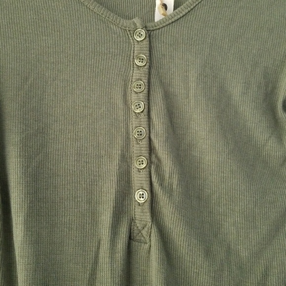 SALE!! SALE!! TOP OLIVE BUTTON FRONT BODYSUIT - Picture 3 of 3
