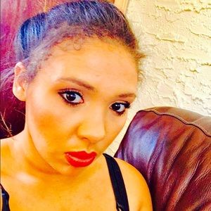 Meet your Posher, Aundreia