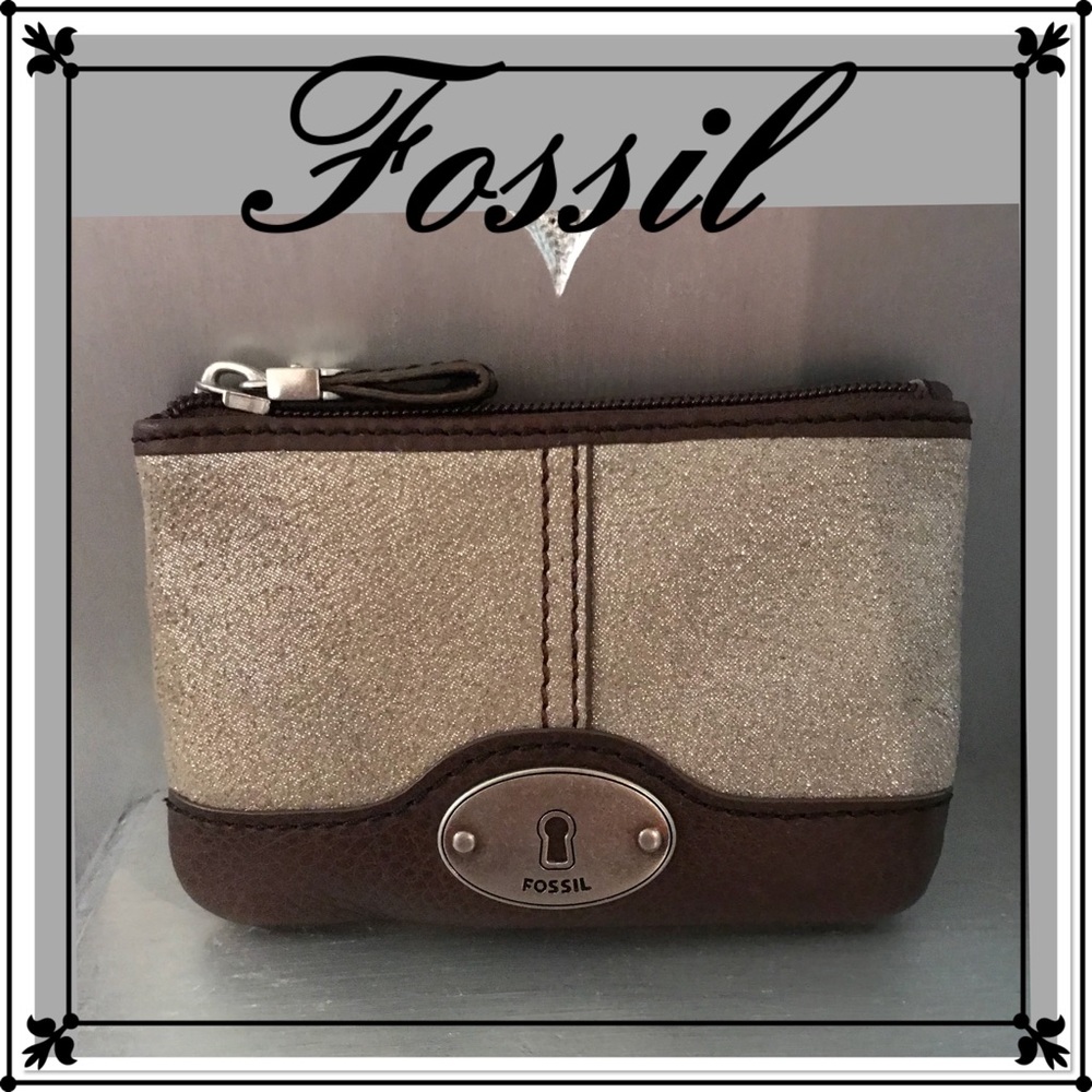 NWT Fossil Maddox zip coin purse