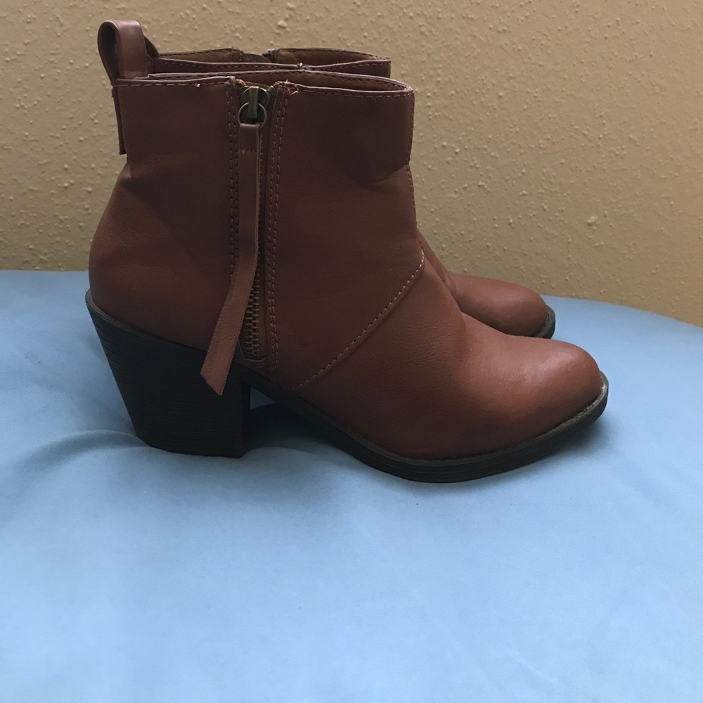 Booties - Picture 3 of 3