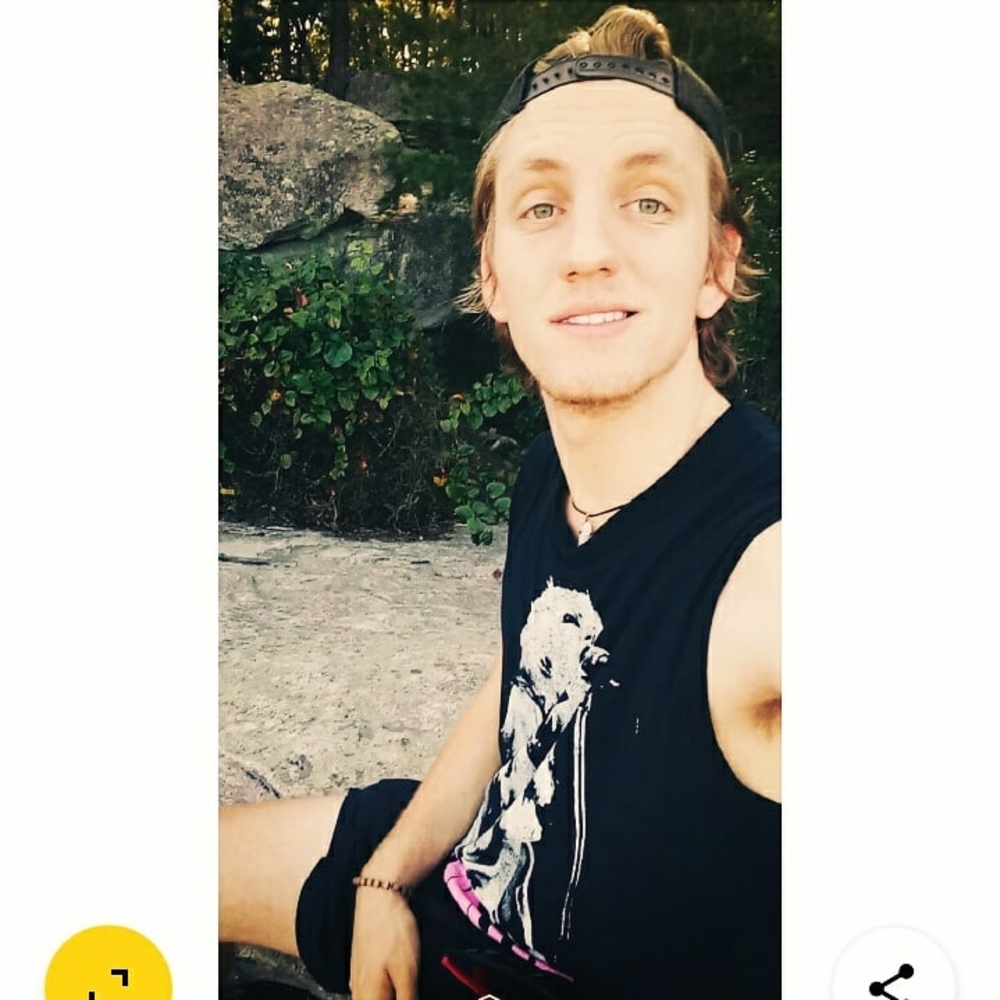 Meet your Posher, Tyler