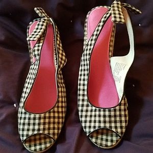 Black plaid wedge sandals
