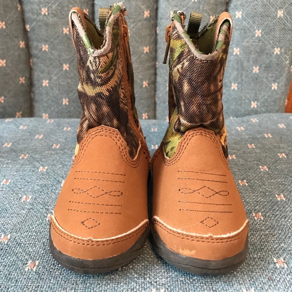 Faded Glory Baby Boots Sz 3 - Picture 2 of 5