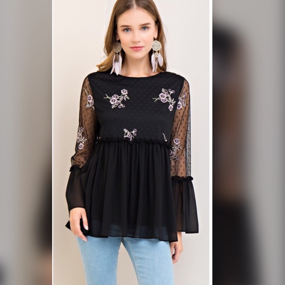 LAST 1!!  Fab Lilac Embroidery Mesh Overlay top🌸 - Picture 2 of 5