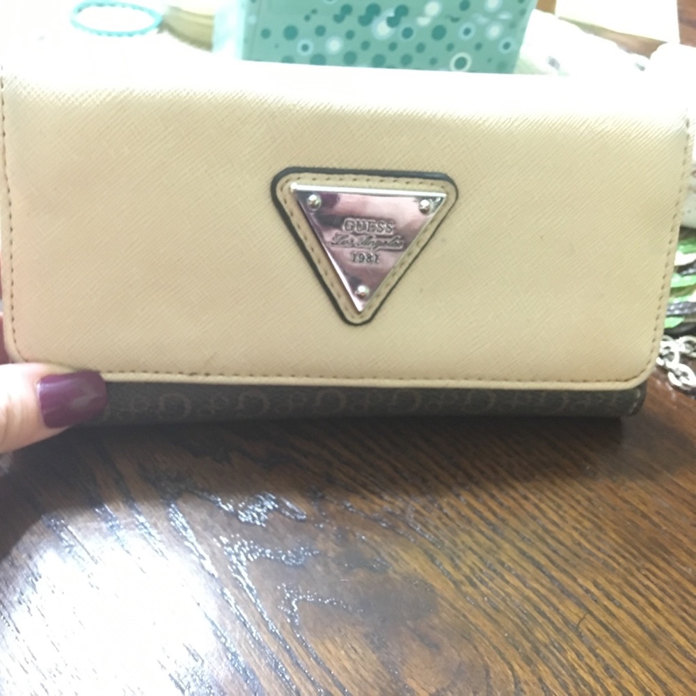 Guess wallet