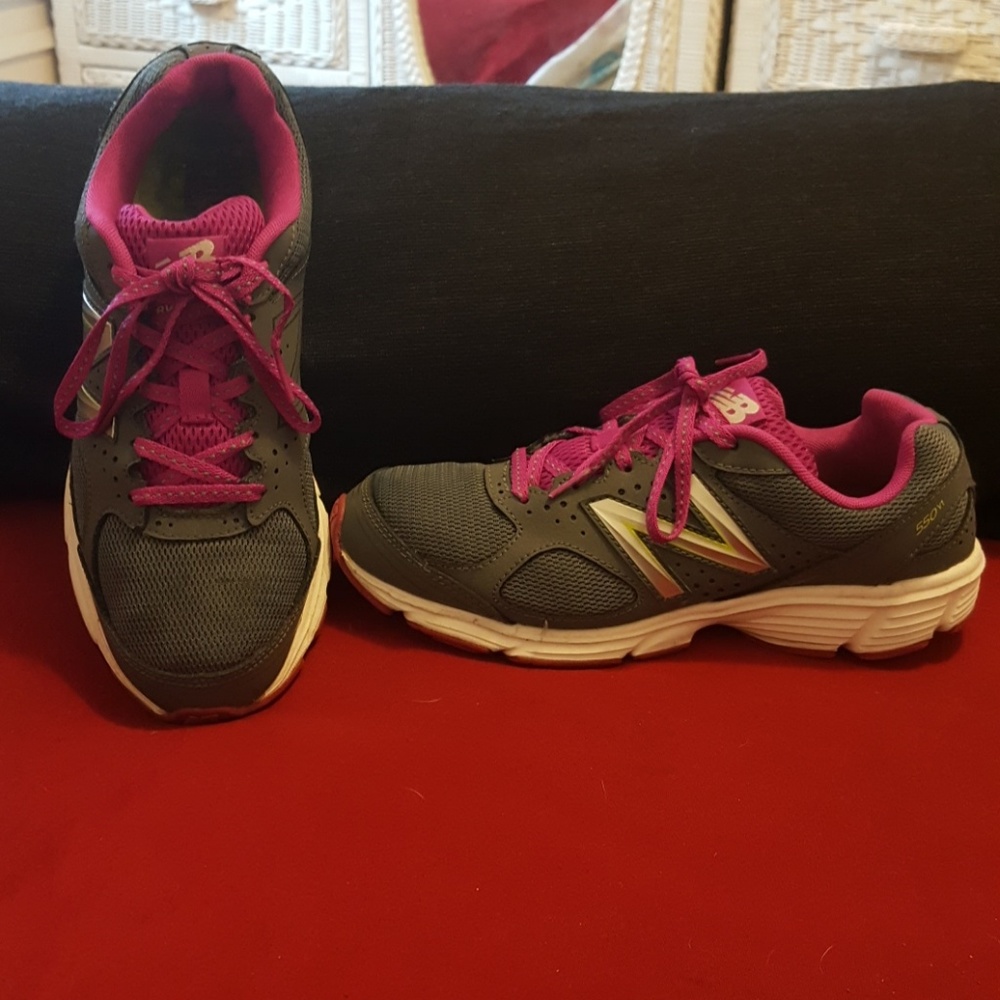 Pink and Grey New Balance 550v1's