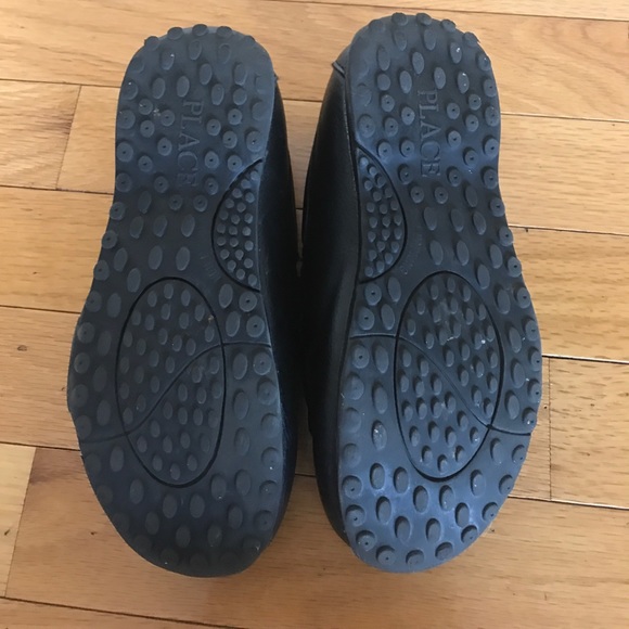 Boys size 1 Children's Place loafer - Picture 4 of 4