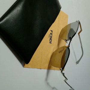 AUTH FENDI SUNGLASSES W/ CASE