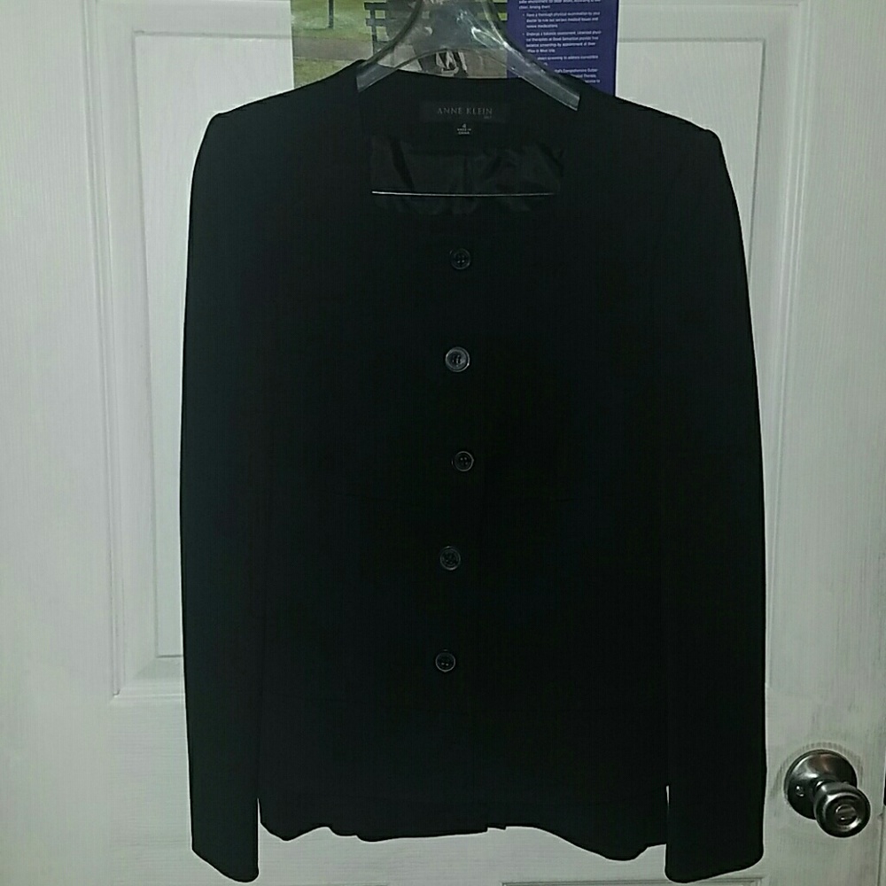 Anne klein Classy suit