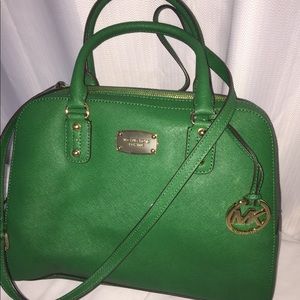 Green purse