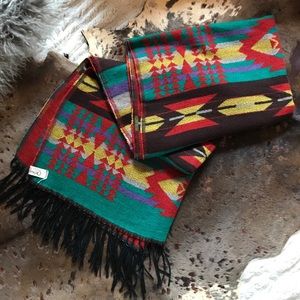 Jackson Rowe Print Shawl/ Blanket