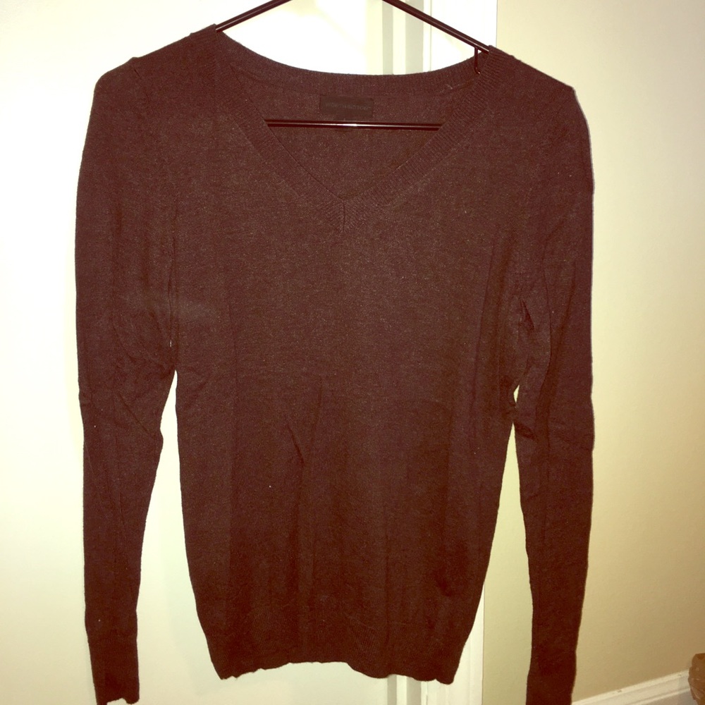 NWOT V neck sweater