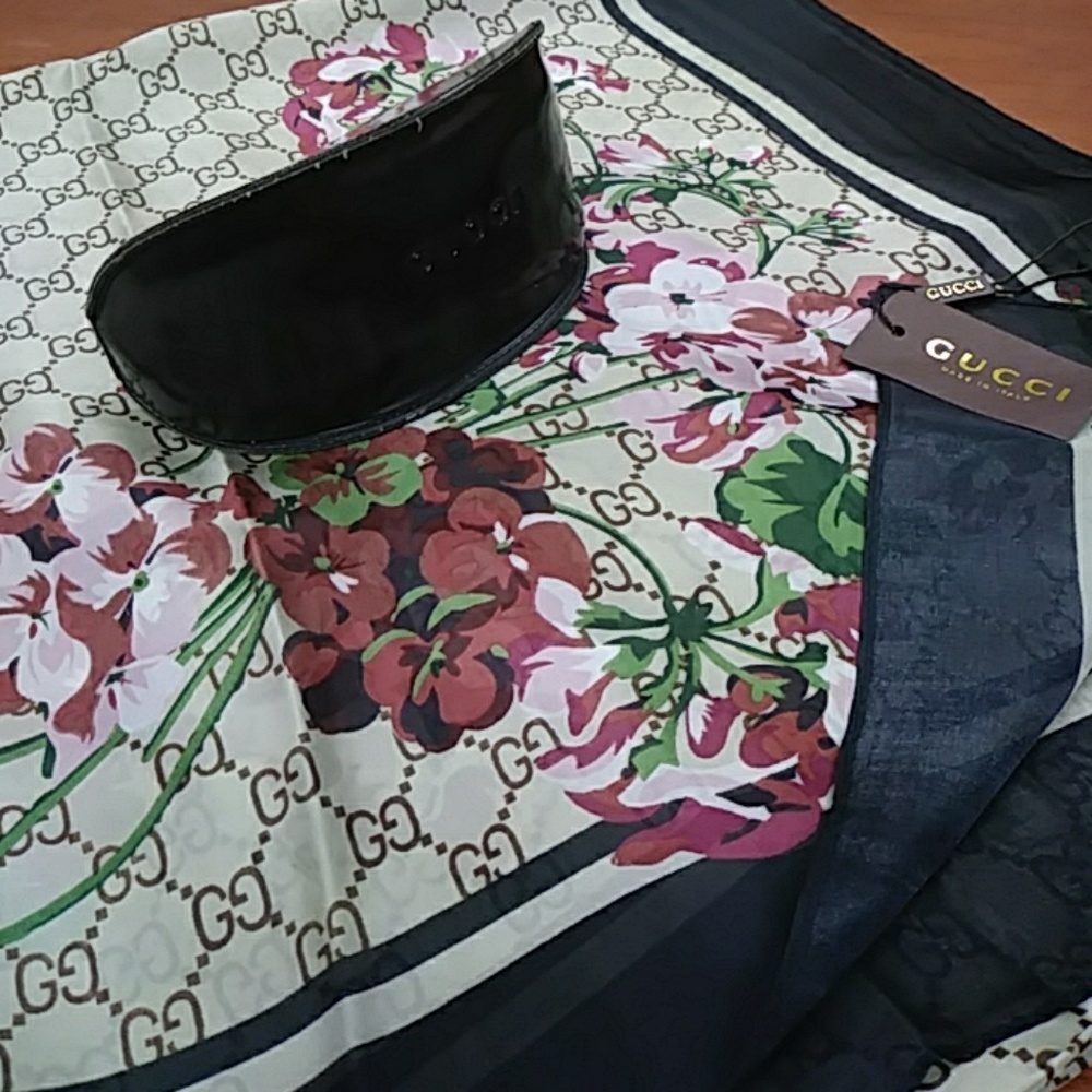 Gucci Sunglasses Case from sunglass hut