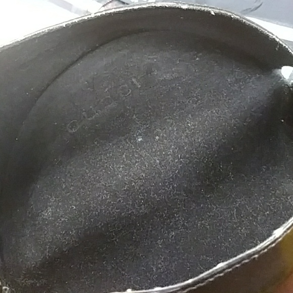 Gucci Sunglasses Case from sunglass hut - Picture 4 of 8