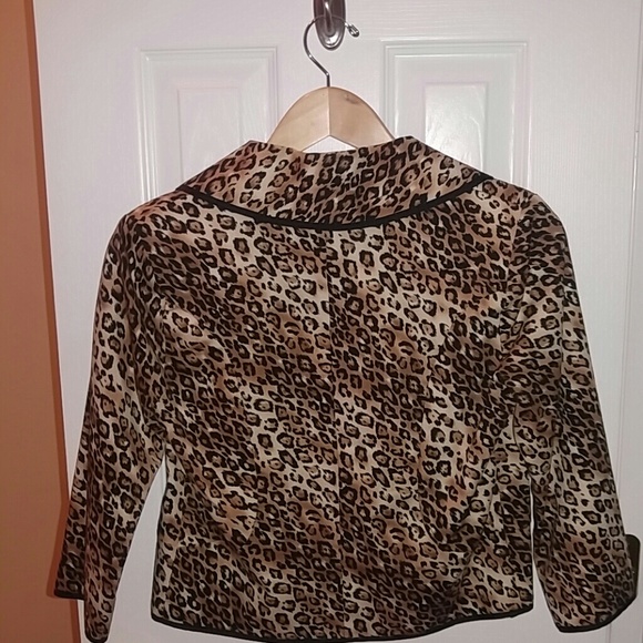 WHBM Leopard print blazer - Picture 2 of 2