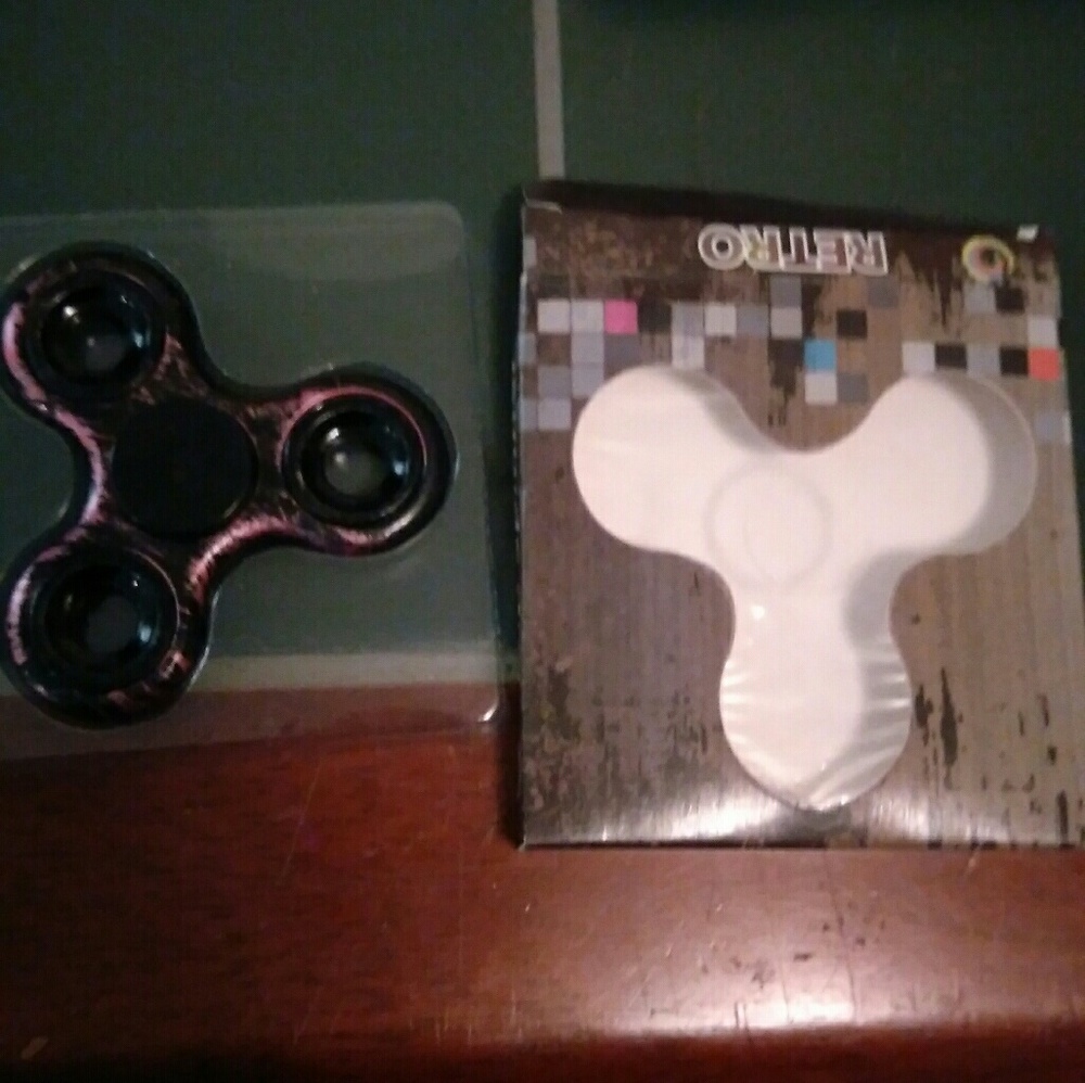PURPLE FIDGET SPINNER