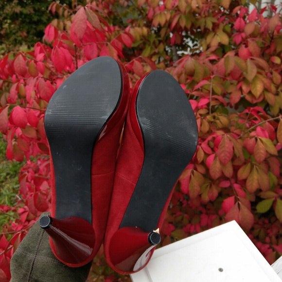 Style&co. "Celine" Leather Pumps Open toe design. - Picture 4 of 8